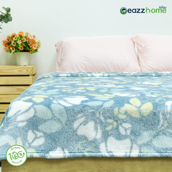 frosted fluffy blanket leaf